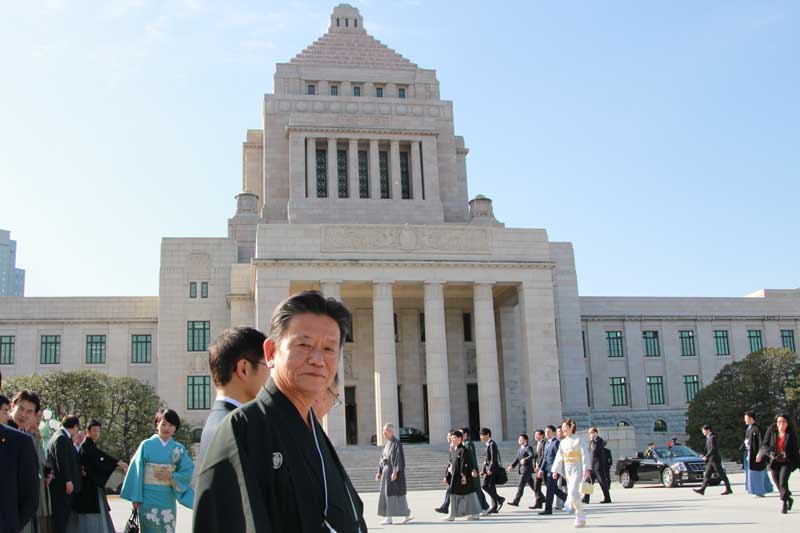 第198回 国会が開会