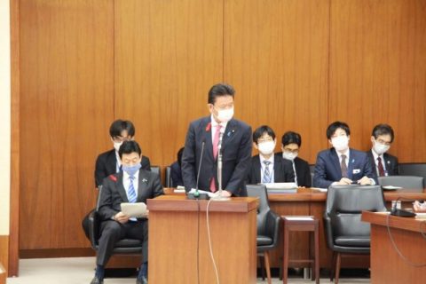 内閣府副大臣として答弁