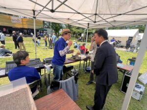 白岡バンドフェスティバル、どんぐり公園の白岡マルシェ。