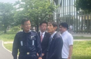 白岡市役所火災による焼失現場を視察