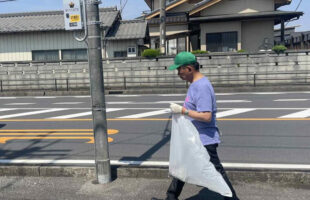 幸手市、内国府間地区の皆様とゴミ拾い