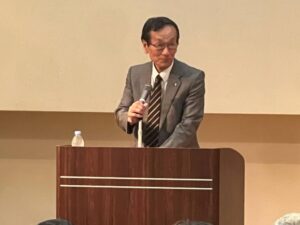 医療講演会の講師を務めました。