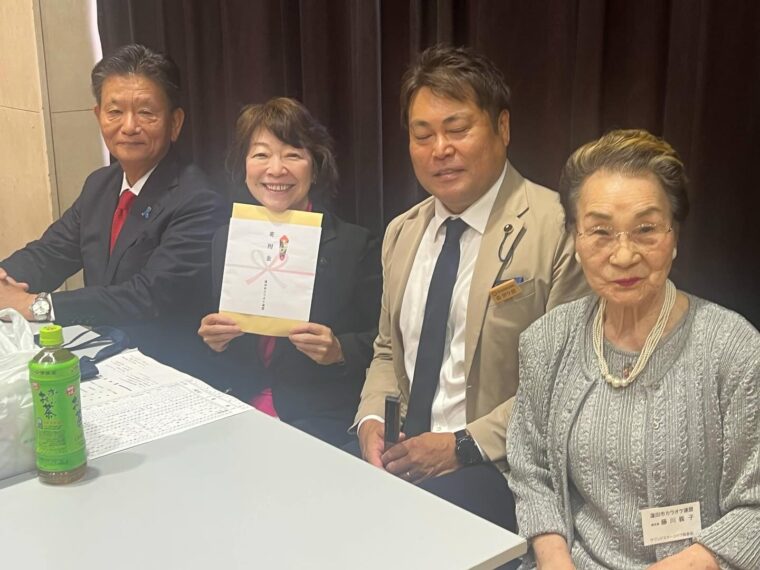 蓮田市歌謡連盟主催のチャリティーカラオケの集い