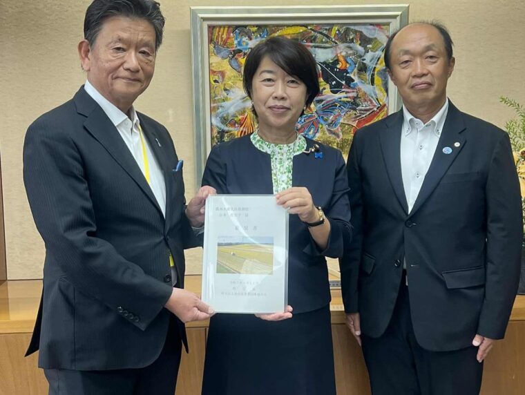 来年度土地改良予算の要望に山本農林水産大臣政務官へ伺いました