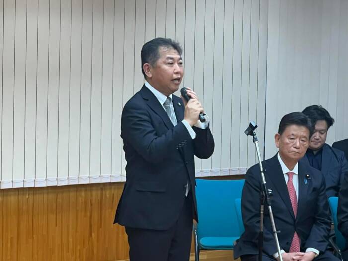 梅田修一市長、市政報告会