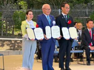 ブルガリア共和国、カルゥロヴオ市と伊奈町の友好都市調印式