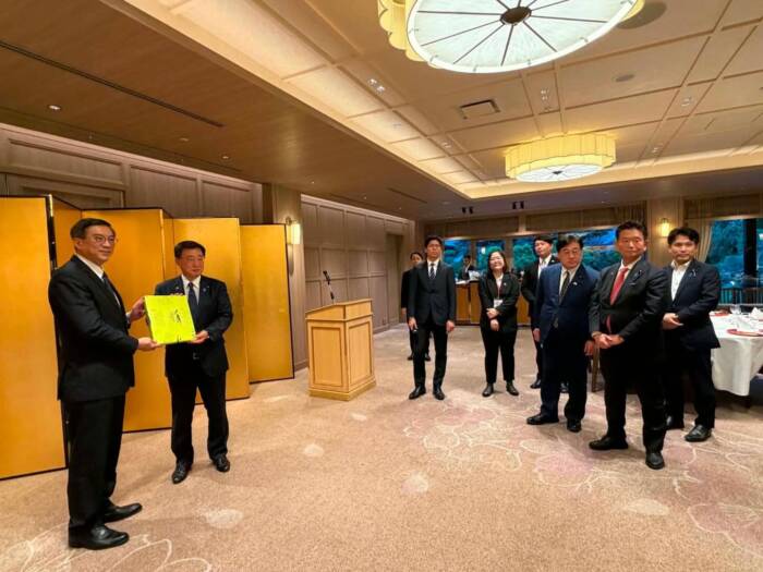 中華民国青年代表団歓迎会に出席