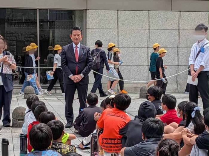 幸手市立行幸小学校、さくら小学校、宮代町立笠原小学校の皆さんの国会見学